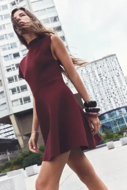 ZARA Vestidos^MINIVESTIDO EM MALHA SKATER Borgonha