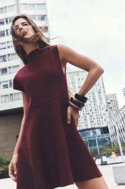 ZARA Vestidos^MINIVESTIDO EM MALHA SKATER Borgonha