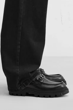 ZARA Vestuário De Inverno|Sapatos^MOCASSIM COM APLIQUE Preto