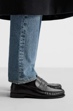 ZARA Pele|Sapatos^MOCASSIM PELE MÁSCARA Preto