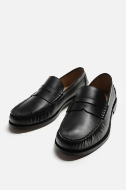 ZARA Pele|Sapatos^MOCASSIM PELE MÁSCARA Preto