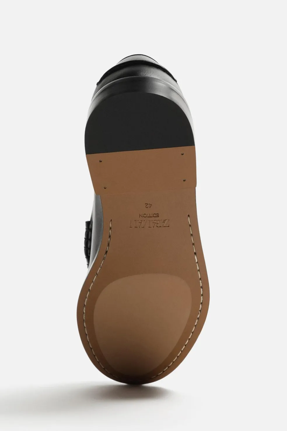 ZARA Pele|Sapatos^MOCASSIM PELE MÁSCARA Preto