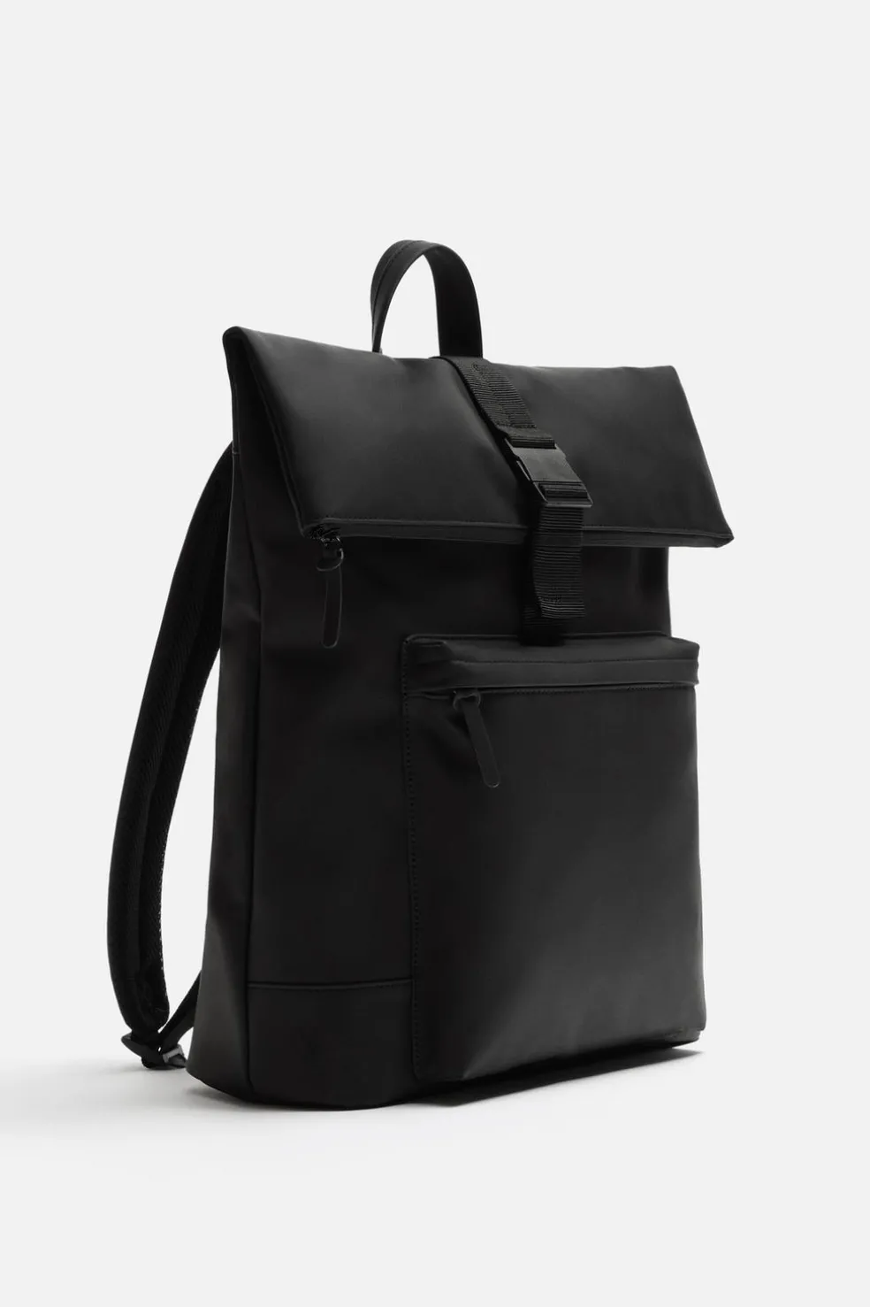 ZARA Vestuário De Inverno|Malas / Mochilas^Mochila Efeito De Caucho Aba Preto