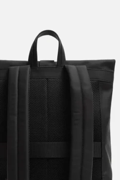 ZARA Vestuário De Inverno|Malas / Mochilas^Mochila Efeito De Caucho Aba Preto