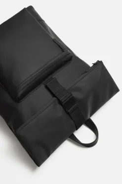 ZARA Vestuário De Inverno|Malas / Mochilas^Mochila Efeito De Caucho Aba Preto