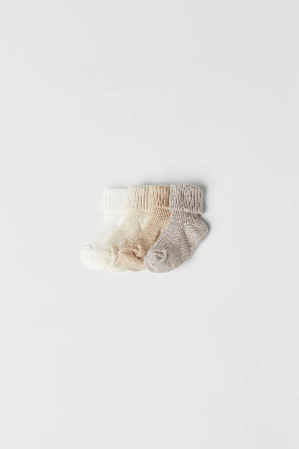 PACK DE QUATRO PARES DE MEIAS CORES-ZARA Sale
