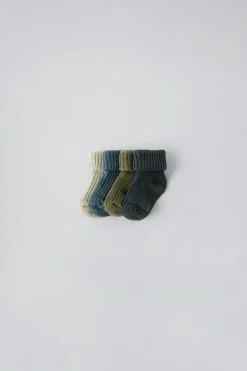 PACK DE QUATRO PARES DE MEIAS CORES-ZARA New