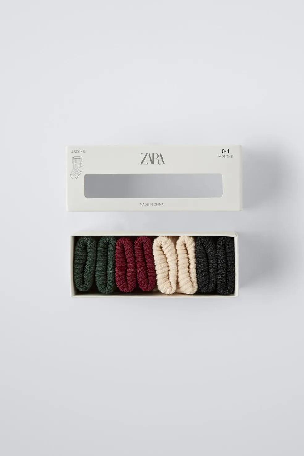 PACK DE QUATRO PARES DE MEIAS CORES-ZARA Outlet