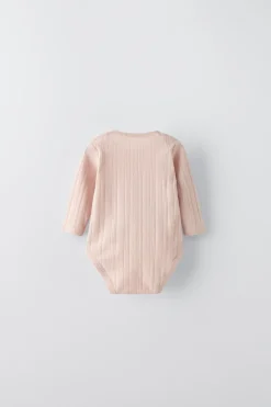 PACK DE TRÊS BODIES DE MANGA COMPRIDA ESTAMPADOS-ZARA Fashion