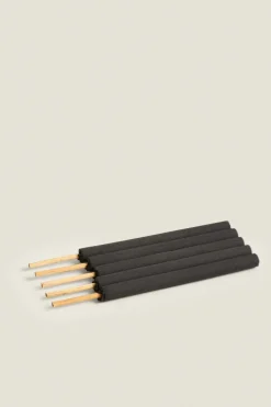 ZARA Fragrâncias Para Casa|Fragrâncias Para Casa^PACK VARINHAS DE INCENSO AROMÁTICAS LEATHER AMBER (PACK DE 5) Preto