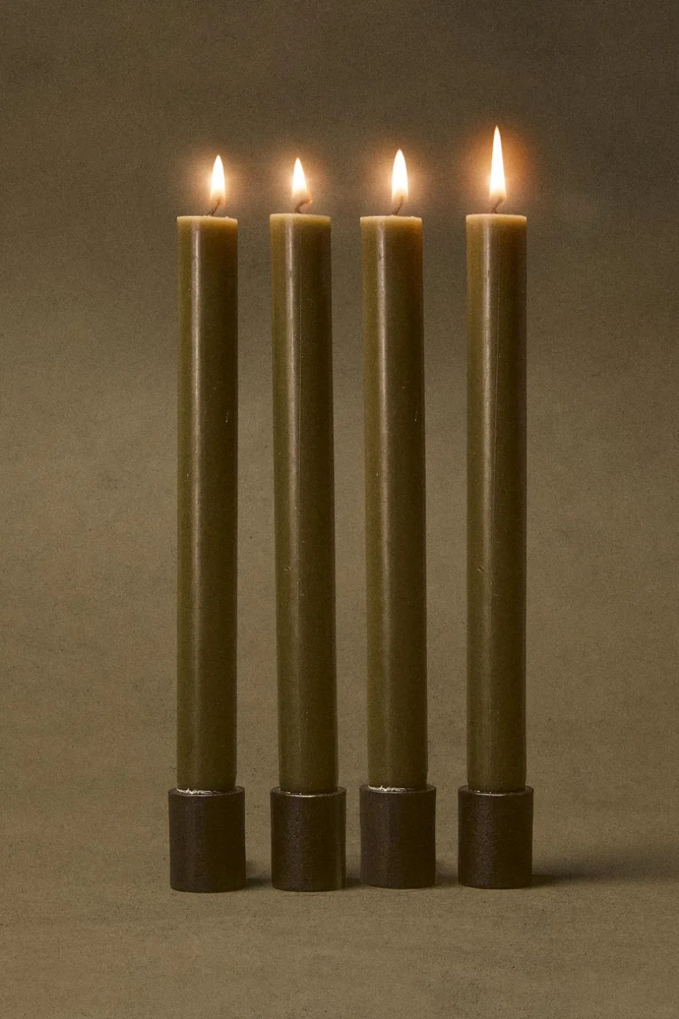ZARA Fragrâncias Para Casa|Fragrâncias Para Casa^PACK VELAS AROMÁTICAS COMPRIDAS BASILICUM (PACK DE 4) Menta
