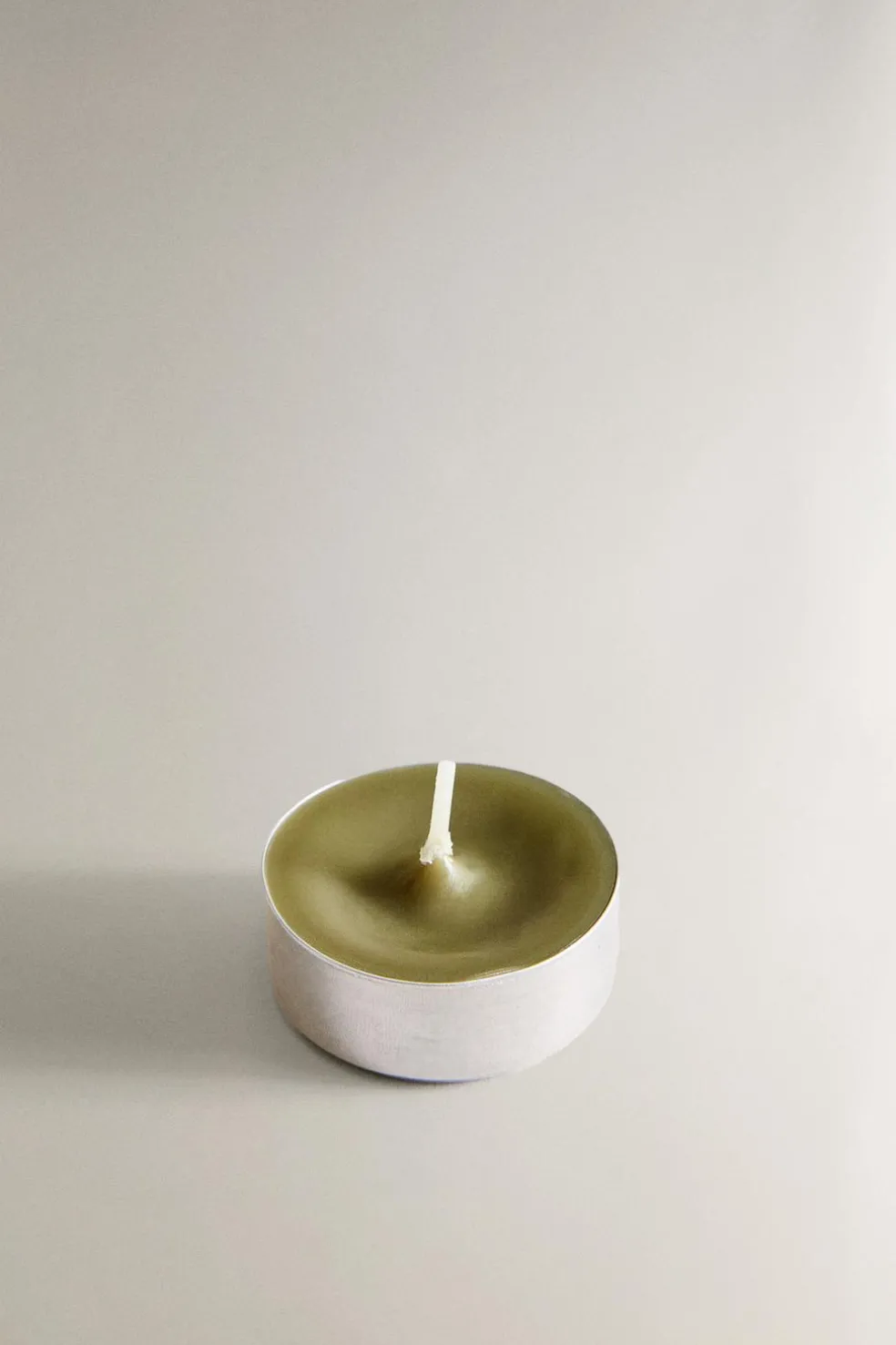 ZARA Fragrâncias Para Casa|Fragrâncias Para Casa^PACK VELAS AROMÁTICAS TEALIGHT CHIMNEY (PACK DE 8) Verde
