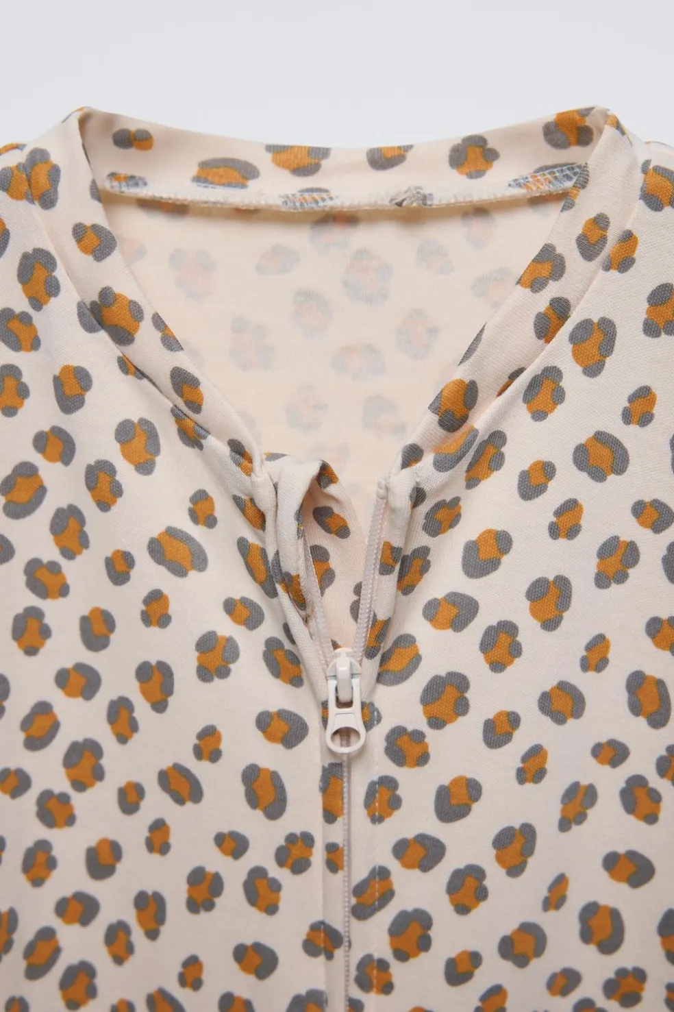 PIJAMA INTEIRO ANIMAL PRINT-ZARA Best