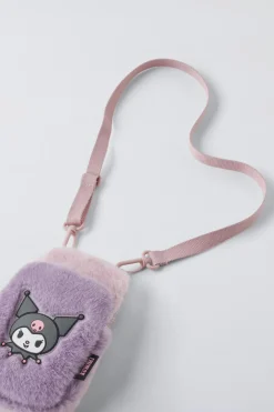 PORTA-TELEMÓVEL COM PELO KUROMI © SANRIO-ZARA Shop