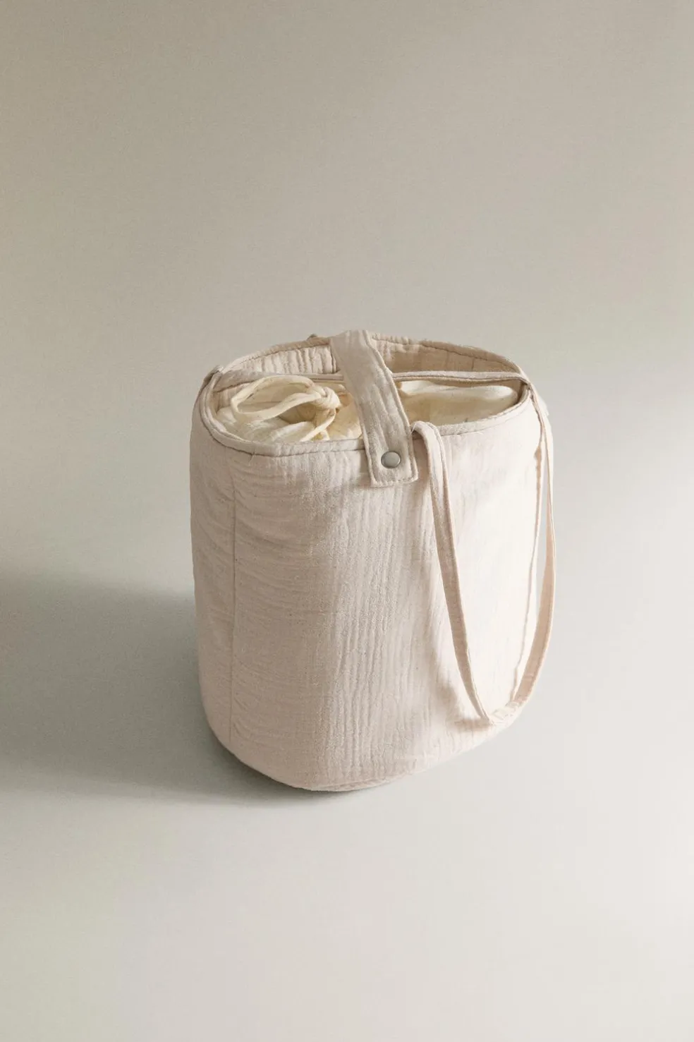SACO OVAL INFANTIL LUA-ZARA Flash Sale