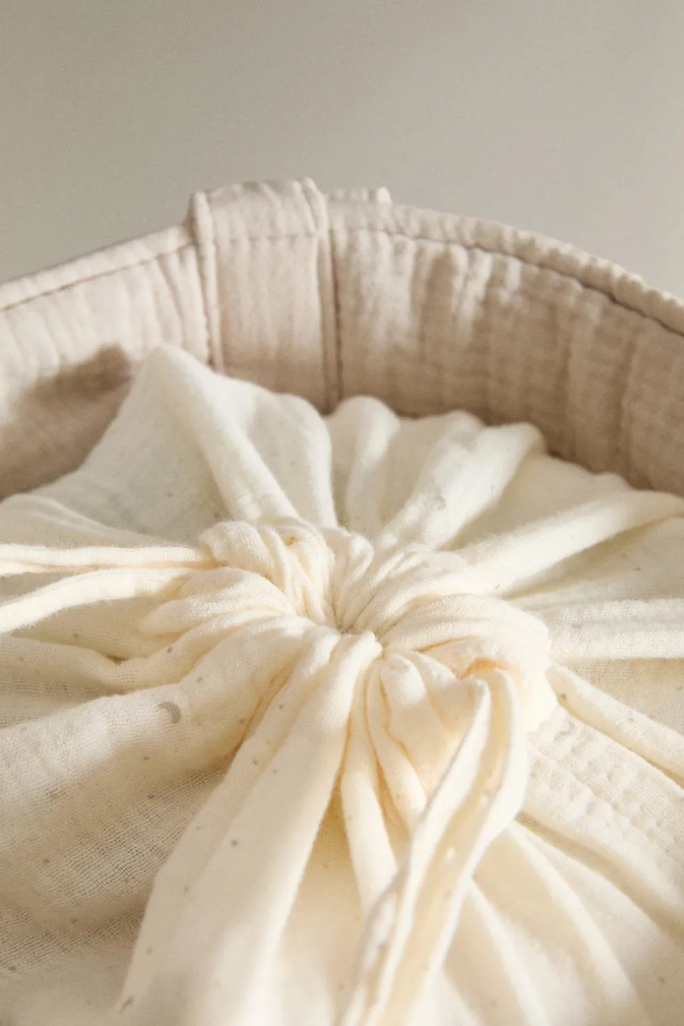 SACO OVAL INFANTIL LUA-ZARA Flash Sale