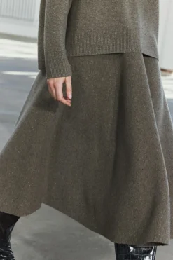 ZARA Winter Layersnew|Saias / Calções^SAIA DE MALHA EVASÉ COM LÃ Castanho / Toupeira