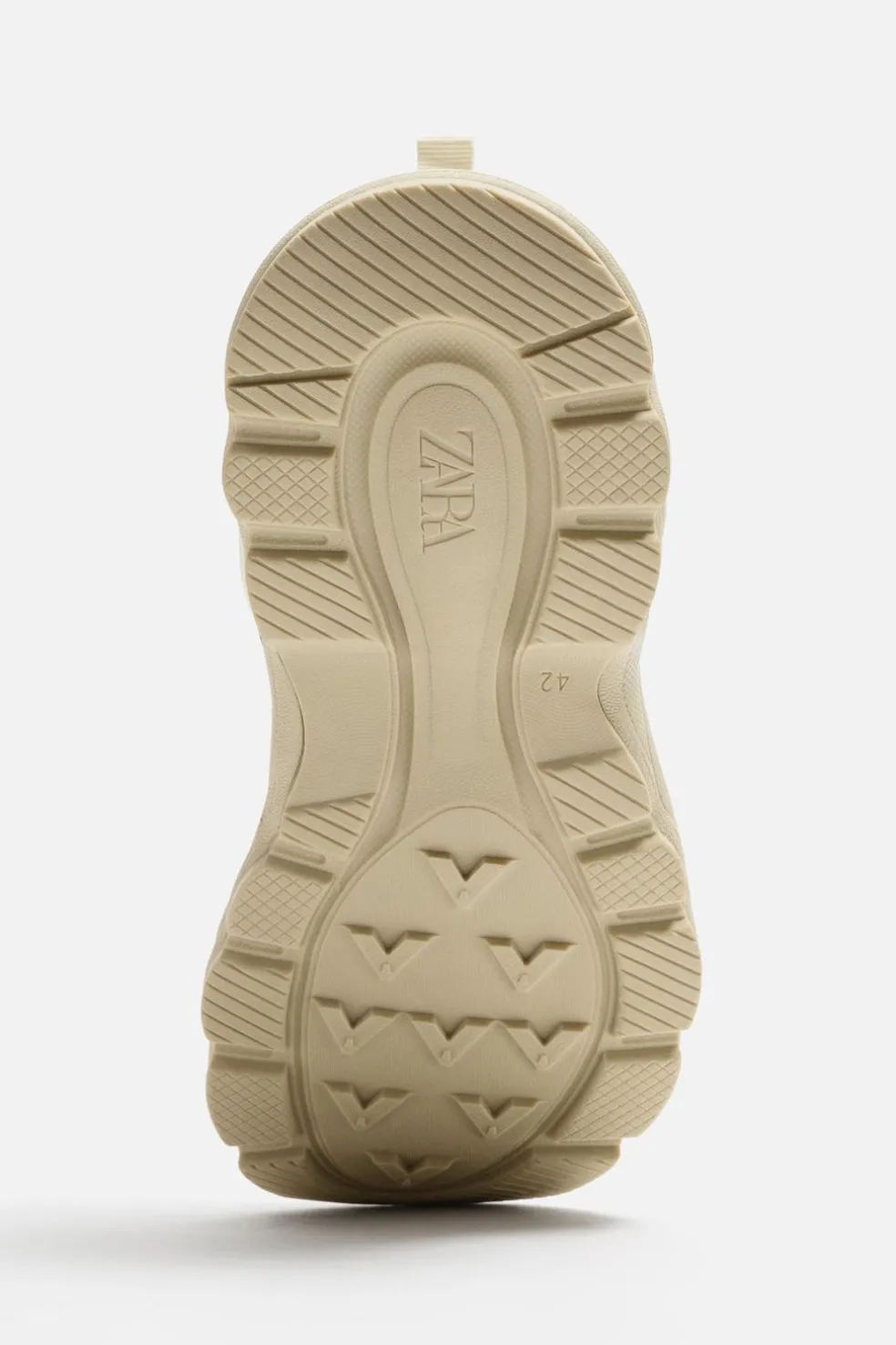 ZARA Desportivos|Sapatos^SAPATILHA COM VÁRIOS ILHÓS Branco-osso
