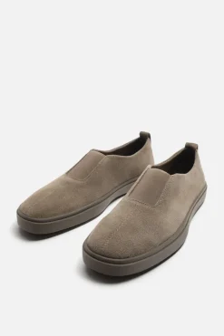 ZARA Desportivos|Sapatos^SAPATILHA PELE SEM ATAADORES Castanho