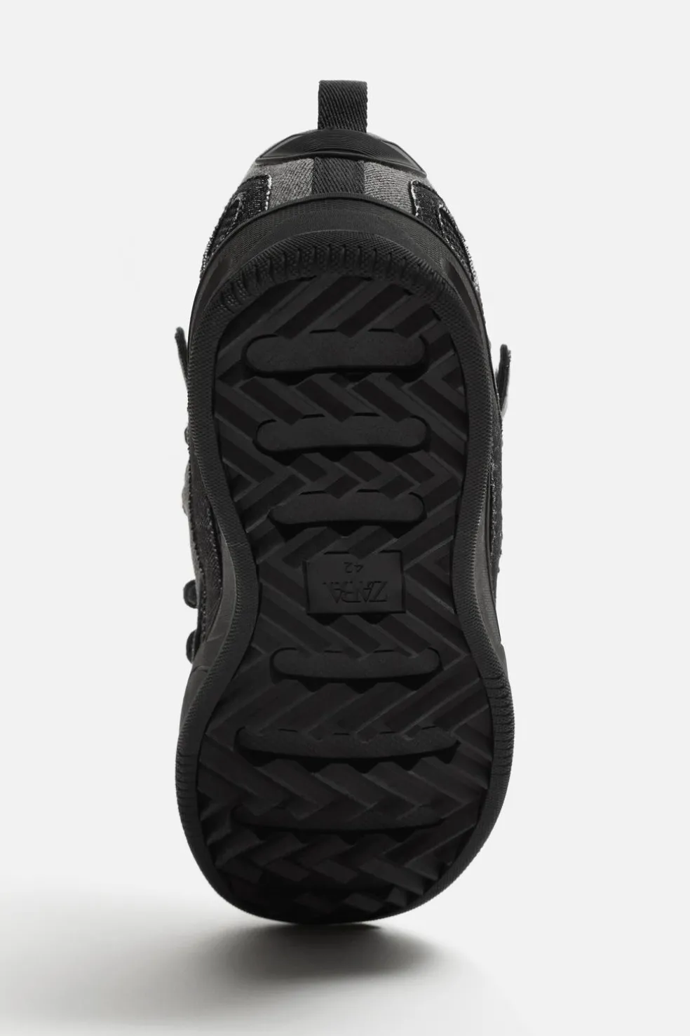 ZARA Desportivos|Sapatos^SAPATILHA SKATE COM CORDAS Preto