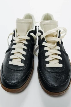 ZARA Winter Layersnew|Sapatos^SAPATILHAS DESPORTIVAS EM PELE Preto