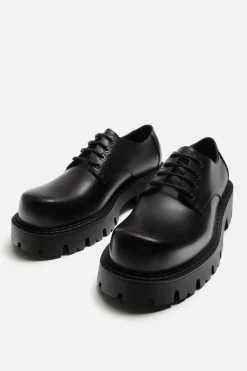 ZARA Sapatos^SAPATO BÁSICO GROSSO Preto