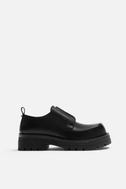 ZARA Vestuário De Inverno|Pele^SAPATO EM PELE COM VOLUME Preto