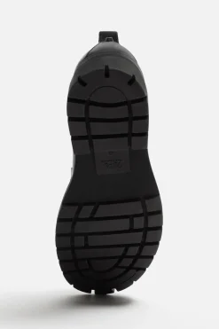 ZARA Vestuário De Inverno|Pele^SAPATO EM PELE COM VOLUME Preto