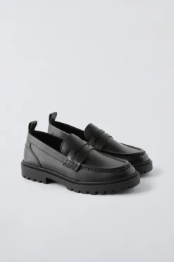 SAPATOS COLEGIAIS EM PELE-ZARA Clearance