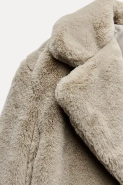 ZARA Winter Layersnew|Sobretudos / Anoraques^SOBRETUDO DE PELO SINTÉTICO Cinzento