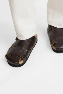 ZARA Sapatos^SOCAS SANDÁLIAS COM TIRAS EM PELE Castanho