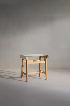 ZARA Móveis|Móveis^STOOL 01 Creme