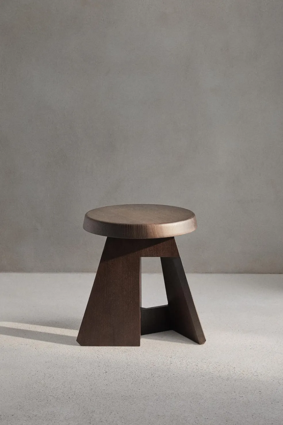 ZARA Móveis|Móveis^STOOL 03 Castanho