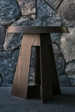 ZARA Móveis|Móveis^STOOL 03 Castanho