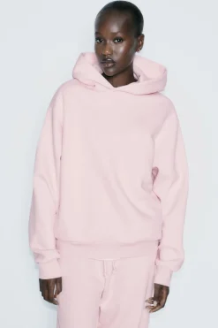 ZARA Winter Layersnew|Sweatshirts / Joggers^SWEAT COM CAPUZ E BOLSOS Rosa-pálido