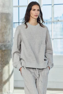 ZARA Winter Layersnew|Sweatshirts / Joggers^SWEAT FELPUDA OVERSIZE COM ETIQUETA Cinzento-vigoré