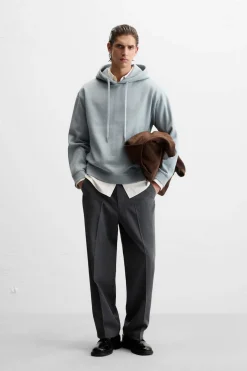 ZARA Sweatshirts^SWEAT TEXTURA COM CAPUZ 8054/311