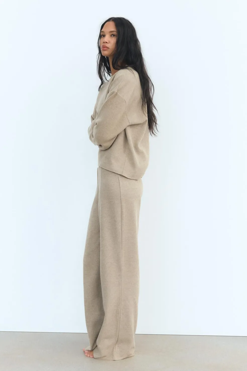 ZARA Winter Layersnew|Sweatshirts / Joggers^SWEATER SOFT Verde-vigoré