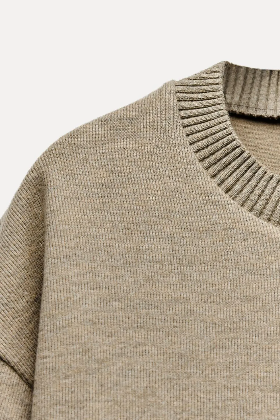 ZARA Winter Layersnew|Sweatshirts / Joggers^SWEATER SOFT Verde-vigoré
