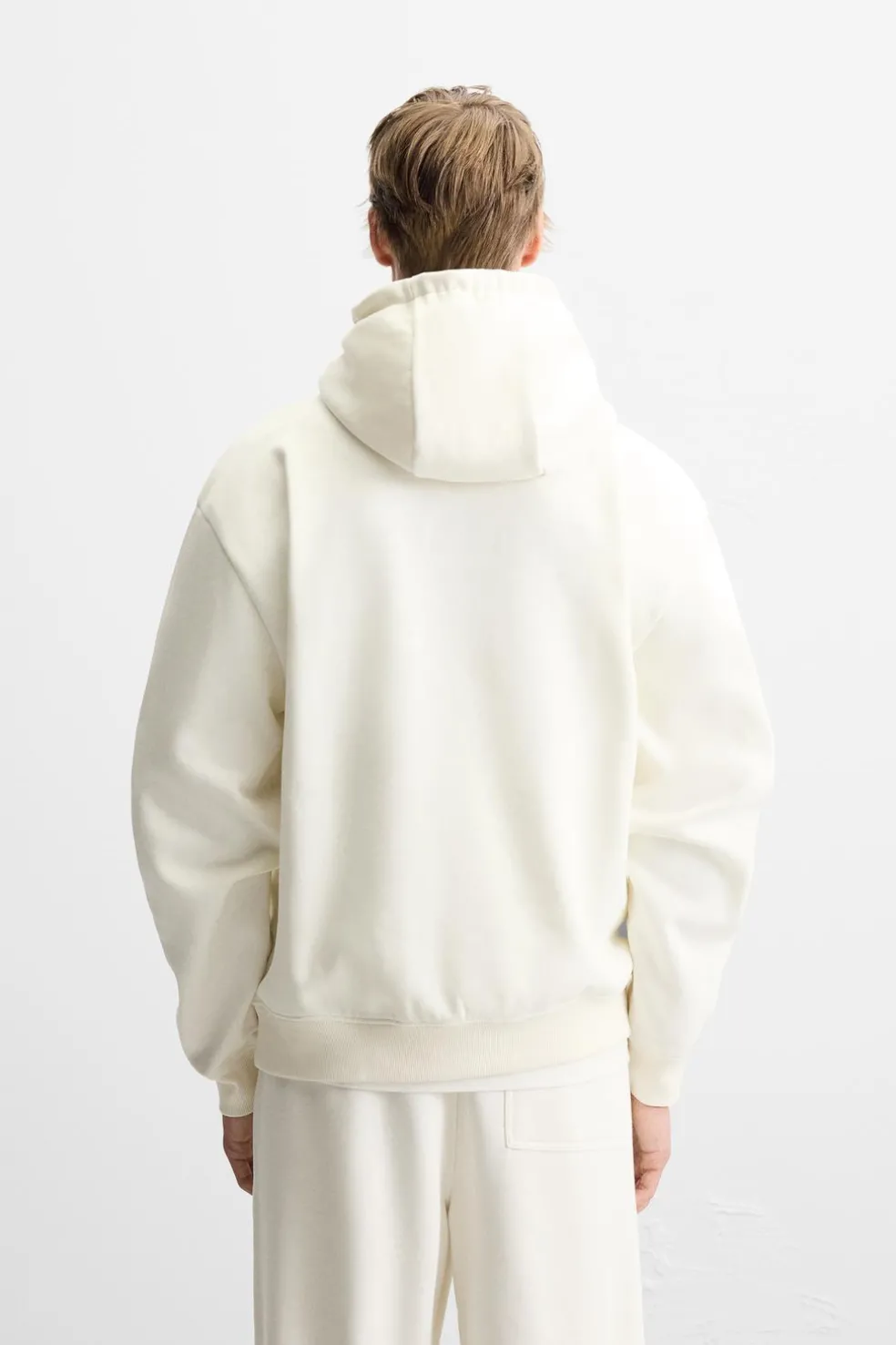 ZARA Vestuário De Inverno|Sweatshirts^SWEATSHIRT COM CAPUZ Branco-marfim