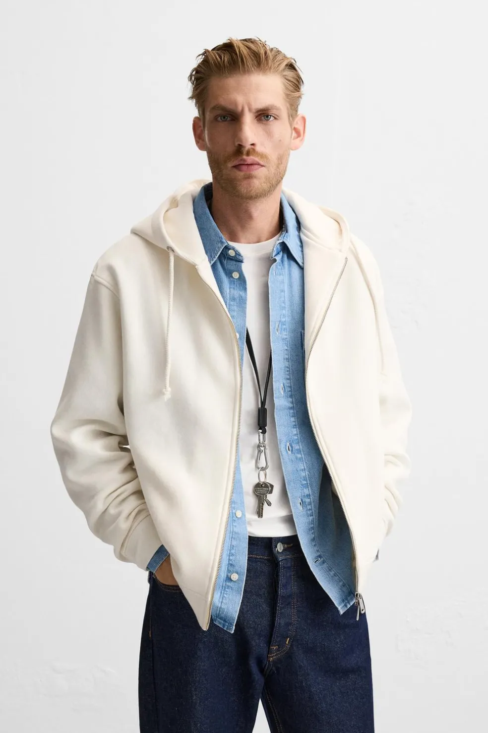 ZARA Vestuário De Inverno|Sweatshirts^SWEATSHIRT COM CAPUZ Branco-marfim