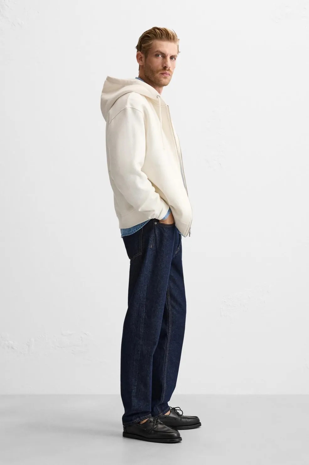 ZARA Vestuário De Inverno|Sweatshirts^SWEATSHIRT COM CAPUZ Branco-marfim