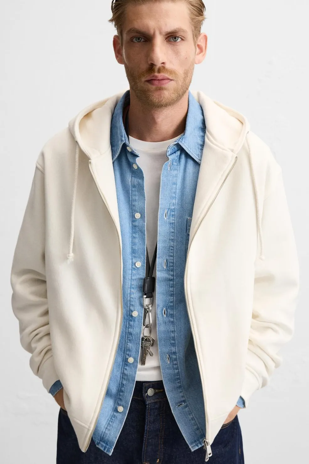 ZARA Vestuário De Inverno|Sweatshirts^SWEATSHIRT COM CAPUZ Branco-marfim