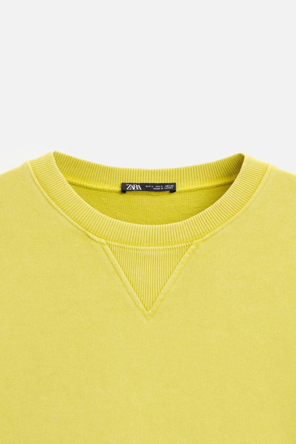 ZARA Camisola / Casacos|Sweatshirts^SWEATSHIRT COM REMENDO DE TEXTO Lima