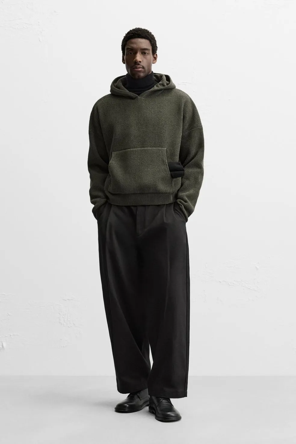 ZARA Camisola / Casacos|Sweatshirts^SWEATSHIRT DE MALHA COM TEXTURA ESTRUTURADA Caqui-escuro