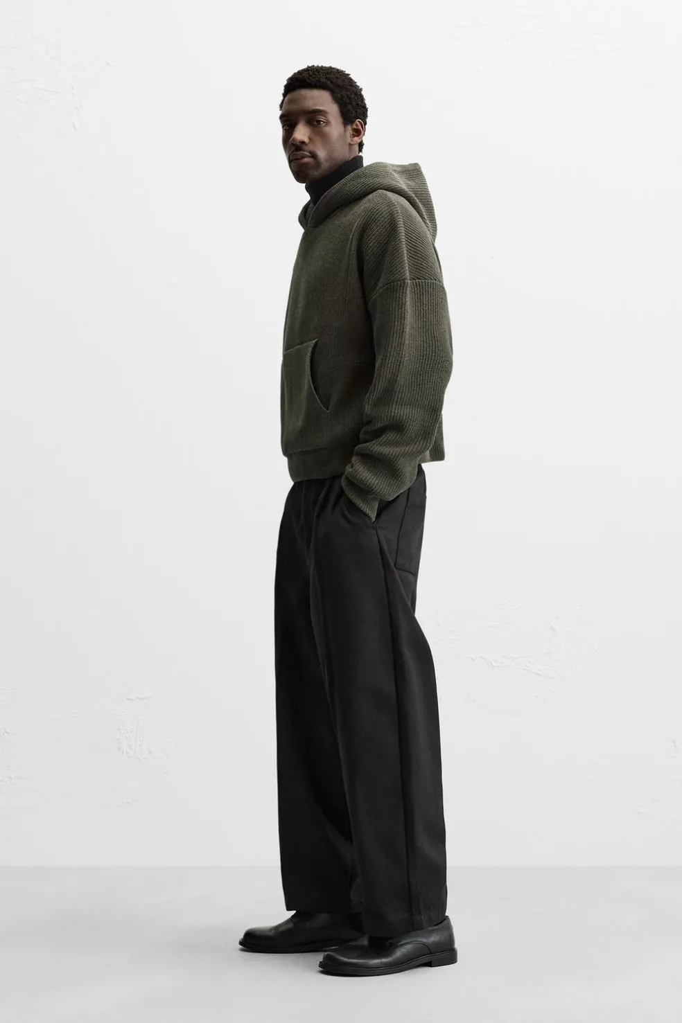 ZARA Camisola / Casacos|Sweatshirts^SWEATSHIRT DE MALHA COM TEXTURA ESTRUTURADA Caqui-escuro