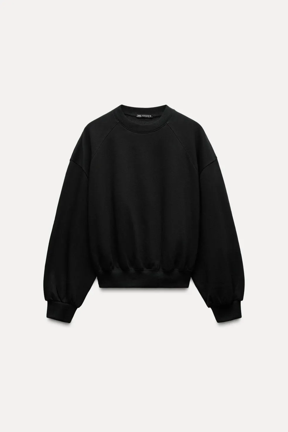 ZARA Winter Layersnew|Sweatshirts / Joggers^SWEATSHIRT EM FELPA BÁSICA Preto