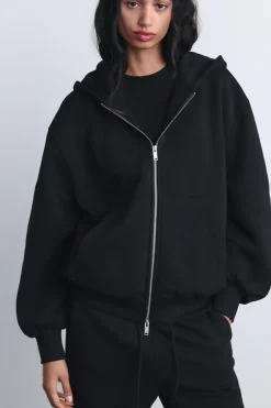 ZARA Winter Layersnew|Sweatshirts / Joggers^SWEATSHIRT OVERSIZE COM FECHO DE CORRER Preto