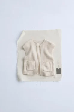 TIMELESZ - COLETE DE MALHA DE LÃ-ZARA Clearance