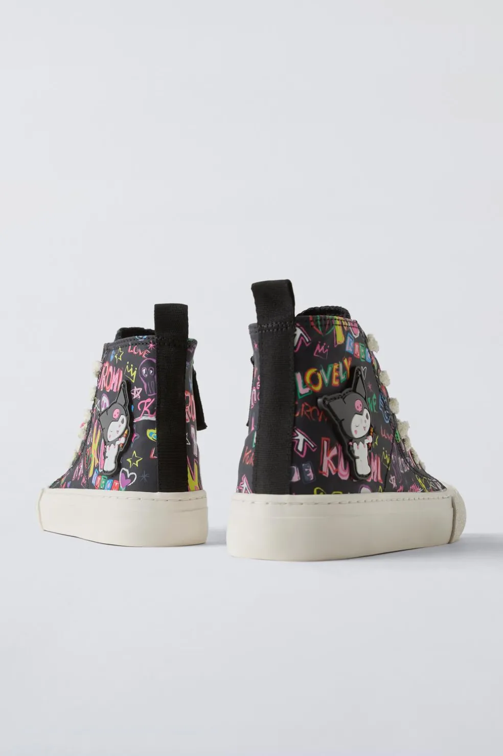 TÉNIS BOTA DESPORTIVO KUROMI © SANRIO-ZARA Fashion